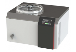 Laboratory freeze dryers